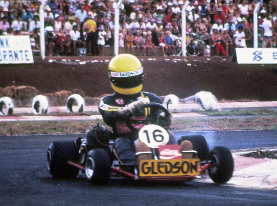 Senna_criança